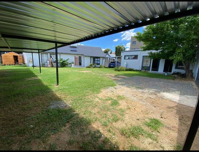 1 BEDROOM APARTMENT FOR SALE IN BONAERO PARK